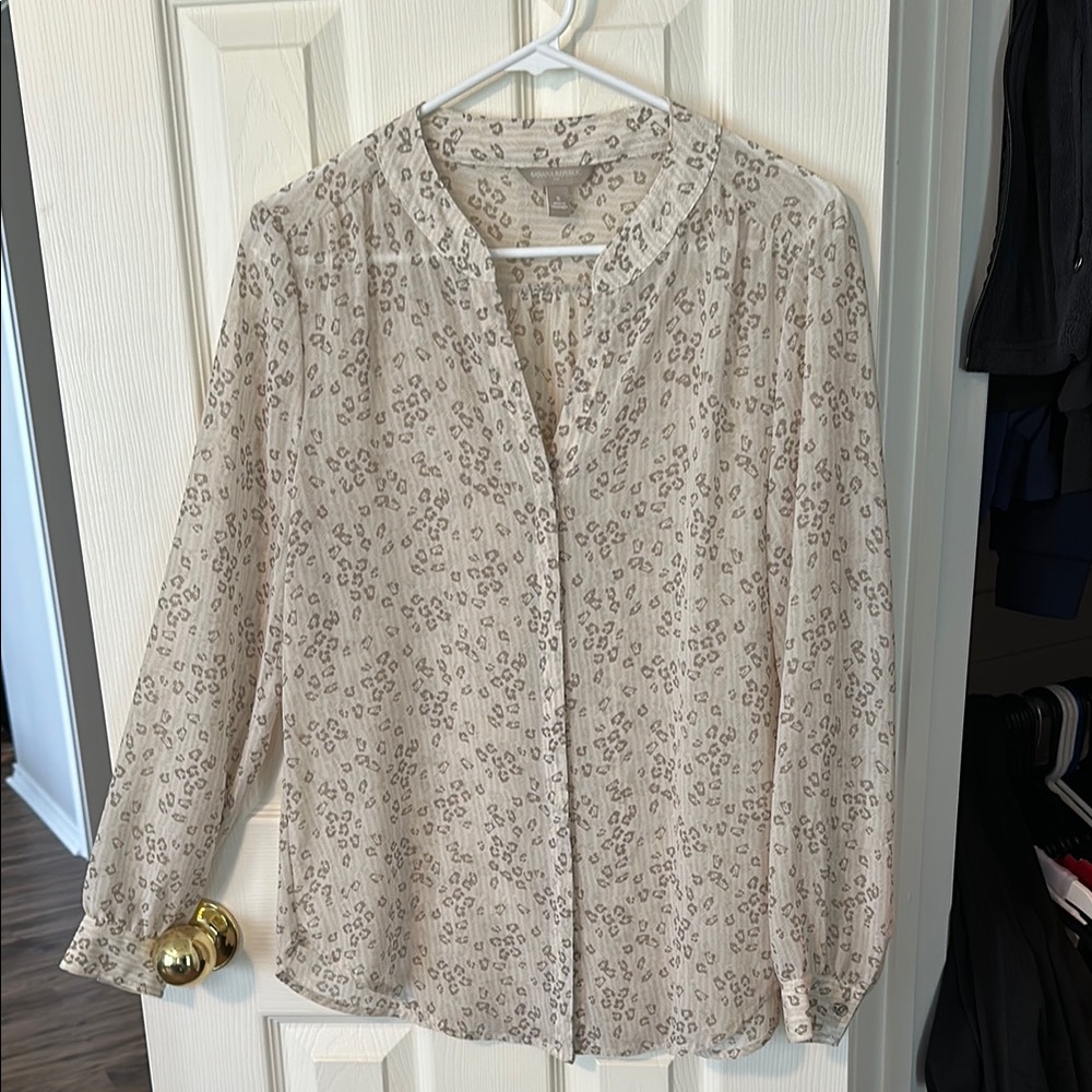 Elegant Cream Patterned Women's Top